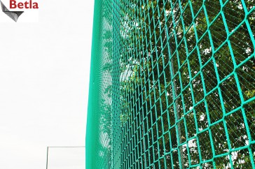 Siatki Koło - Piłkochwyty na boiska w szkole, mocna siatka dla terenów miasta Koło